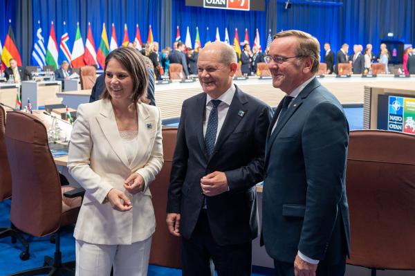 Tysklands udenrigsminister Baerbock, kansler Scholz og forsvarsminister Pistorius